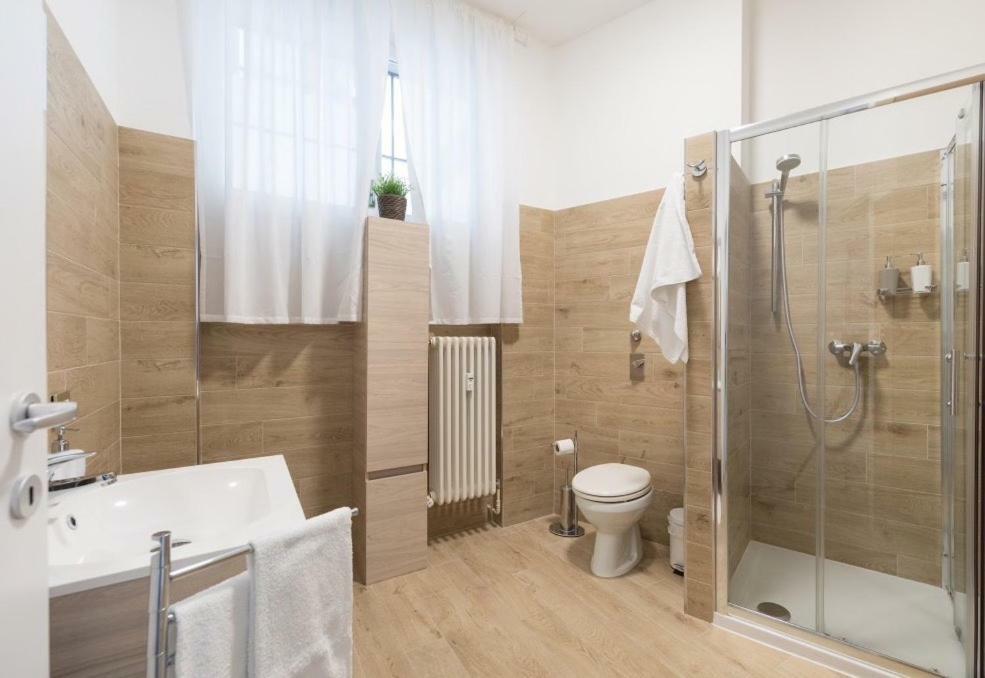 Lovely, Charming And Quiet In The Centre Air Conditioned And Free Private Garage * Como